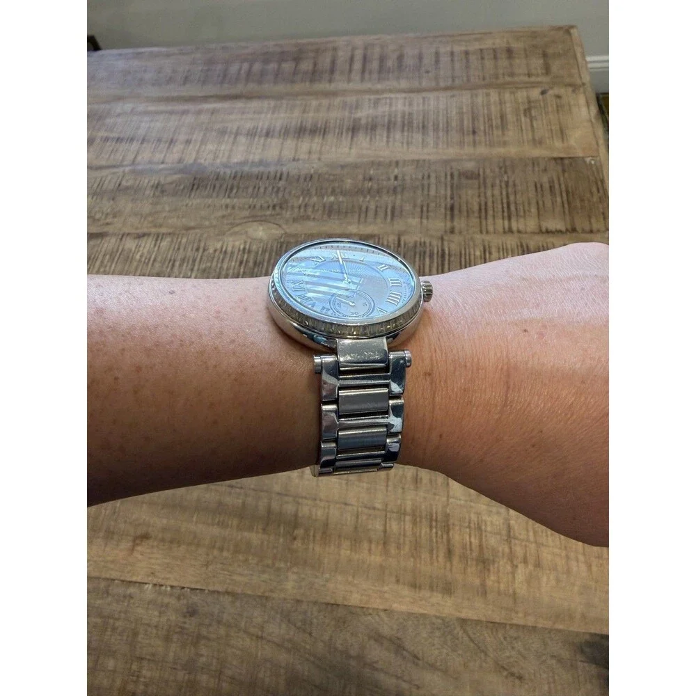 Michael Kors Skylar Women Stainless Steel Analog Dial‎ Quartz Watch